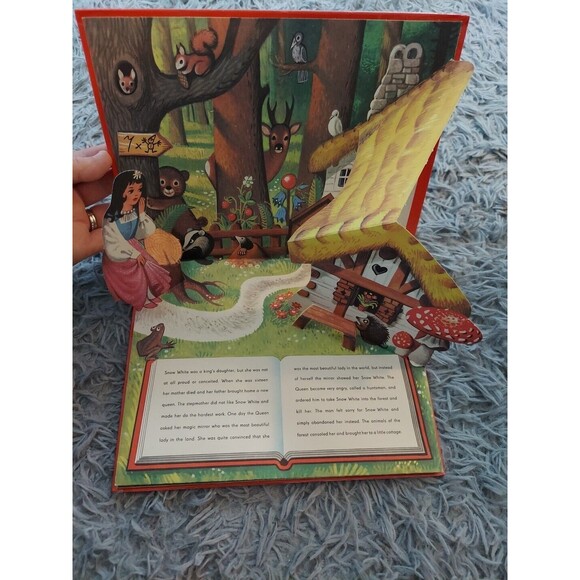 Vintage 1981 Hardcover Book Snow White Pop-Up Picture Story, Fairy Tale Children - Picture 3 of 12